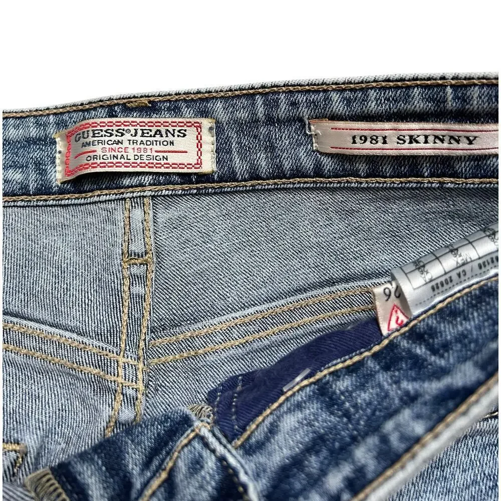 GUESS JEANS Women’s 1981 Skinny‎ Light Wash Jeans - Raw Hem Custom Patches - 26 - Picture 5 of 7